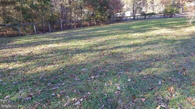 367 Monticello Dr, Colonial Beach, VA 22443 - photo 7