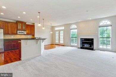 2221 Barnstable Dr, Upper Marlboro, MD 20774 - photo 2