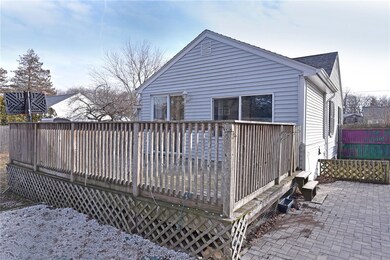 105 Bartlett Dr, Warwick, RI 02886 - photo 5