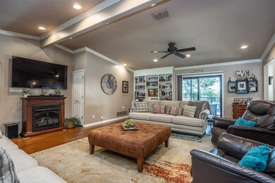 30 Shadowood Ln, Gainesville, TX 76240 - photo 7