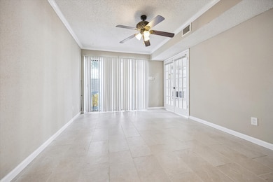 11957 Bob White Dr unit 863, Houston, TX 77035 - photo 7