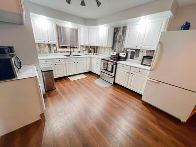 507 Mechanic St, Fayette, IA 52142 - photo 7