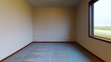 3726 Lincoln Ave, Spirit Lake, IA 51360 - photo 6