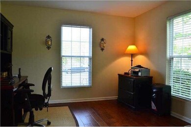 31 Hampton Ct, Norristown, PA 19403 - photo 5