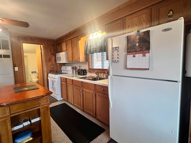 5006 Lake Point St, Harrison, MI 48625 - photo 2