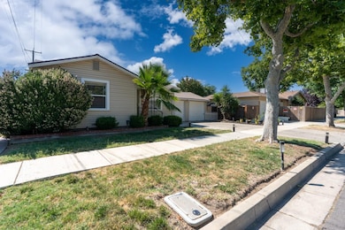 1026 3rd St, Los Banos, CA 93635 - photo 6