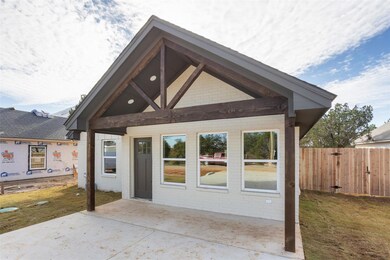 1317 Ridgeview Cir, Granbury, TX 76048 - photo 3