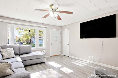 1612 Whitney St, Waukegan, IL 60087 - photo 4