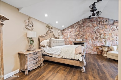 1115 Beaver Dam Rd, Point Pleasant Boro, NJ 08742 - photo 5