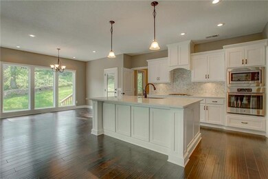 7701 Darnell St, Shawnee, KS 66216 - photo 3