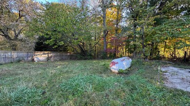 4035 S Swartz Ridge Rd, Bloomington, IN 47401 - photo 6