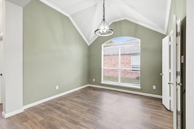 1417 Grimes Dr, Carrollton, TX 75010 - photo 6