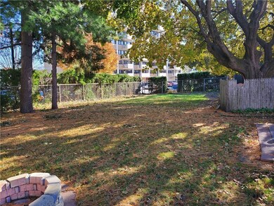 159 Earle St, Woonsocket, RI 02895 - photo 6
