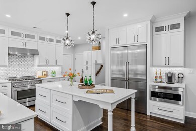 28 Sheffield Dr, Moorestown, NJ 08057 - photo 5