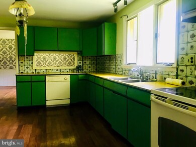 2729 Furlong Rd, Doylestown, PA 18902 - photo 6