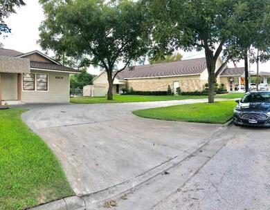 1020 Allen St, Rosenberg, TX 77471 - photo 3