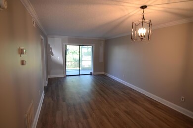 Living Room / Dining Room