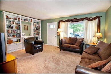 973 Wayfield Dr, Norristown, PA 19403 - photo 4