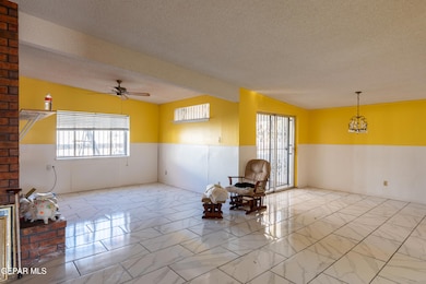 10032 Foothill Dr, El Paso, TX 79924 - photo 3