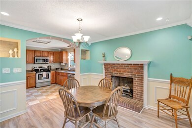 504 E Green St, Iva, SC 29655 - photo 7