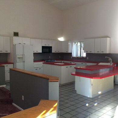 170 Fairview Ave, Wind Gap, PA 18091 - photo 3