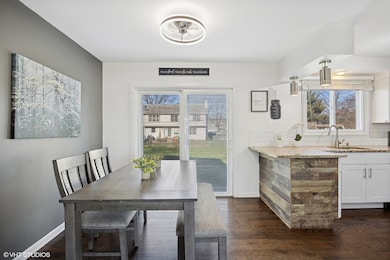 1N068 Darling St, Carol Stream, IL 60188 - photo 6