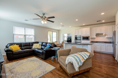 9517 E Theia Dr, Mesa, AZ 85212 - photo 7