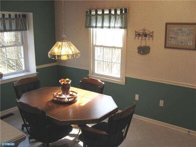 90 Dilworth Ln, Langhorne, PA 19047 - photo 4