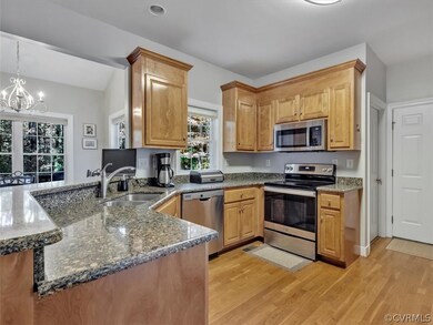 Nicely appointed kitchen..