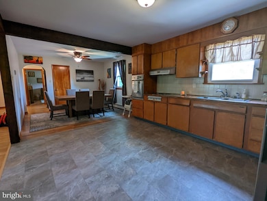 4060 Geryville Pike, Pennsburg, PA 18073 - photo 6