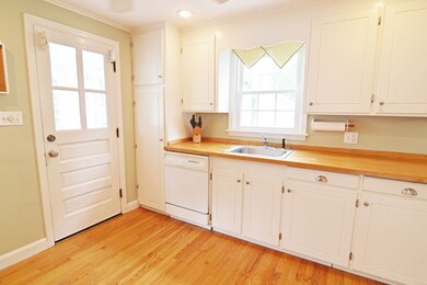 23 Wood Ave, East Longmeadow, MA 01028 - photo 5