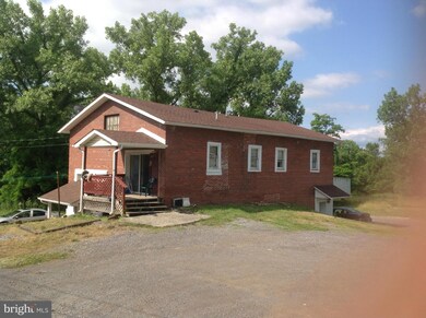 100 Cedar St, Moorefield, WV 26836 - photo 3