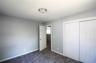 213 Hart Ave, Des Moines, IA 50315 - photo 7
