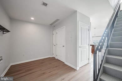 The Spectrum unit 619, Falls Church, VA 22046 - photo 4