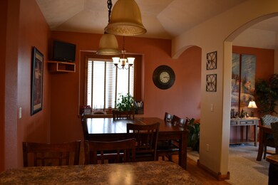 Eat-in area off Kitchen