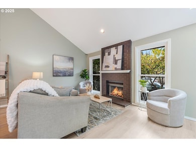 17529 SW Beaver Ct, Beaverton, OR 97006 - photo 5