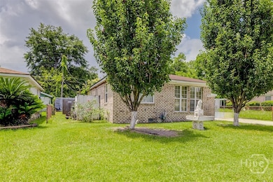 915 Porter St, Savannah, GA 31415 - photo 3