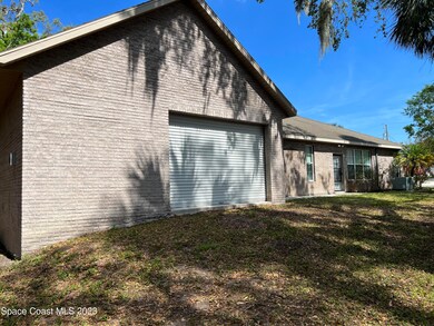410 Indian Oaks Ct, Titusville, FL 32796 - photo 3