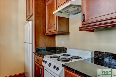 9 W Gordon St, Savannah, GA 31401 - photo 6