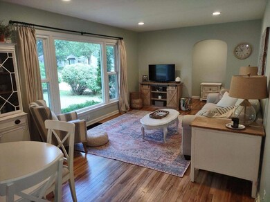 127 Cambridge Ave, Holland, MI 49423 - photo 3