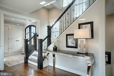 7015 Haycock Rd, Falls Church, VA 22043 - photo 2