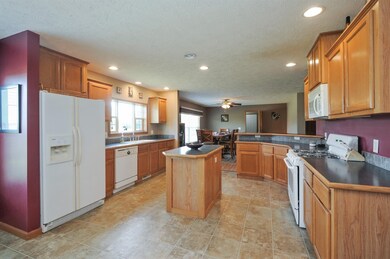 9235 E 75 S, Mill Creek, IN 46365 - photo 3