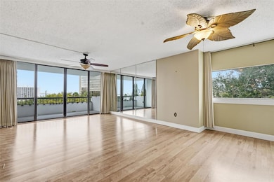 Harbor Oaks Place unit 408, Clearwater, FL 33756 - photo 2