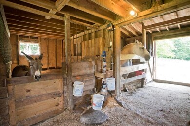 136 Hosmer Rd, Heath, MA 01346 - photo 6