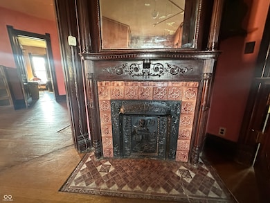 403 W Kirkwood Ave, Bloomington, IN 47404 - photo 5