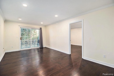 662 Purdy St unit 104, Birmingham, MI 48009 - photo 4