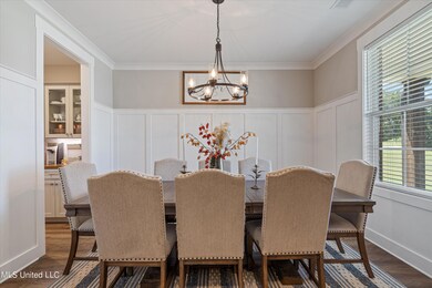 05-Dining Room