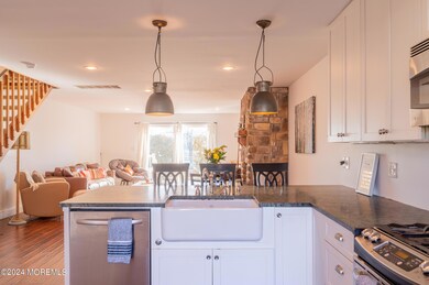 Kitchen 3b