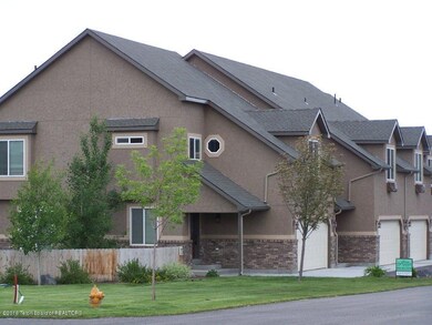 Valley Centre 2512 sfTown Homes 20 Units