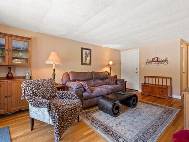 78 Renwick Rd unit A, Wakefield, MA 01880 - photo 6